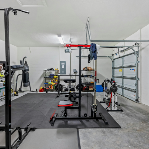 Fitness and Garage