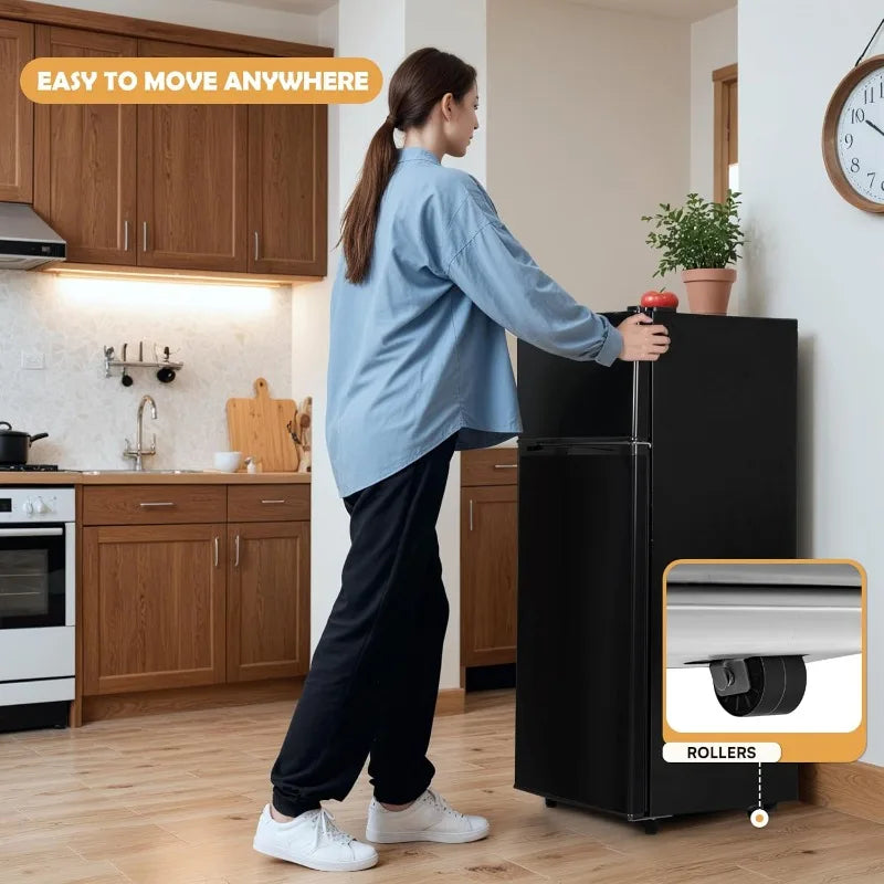 4.5 Cu.Ft Mini Fridge with Freezer